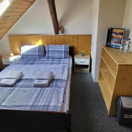 Penzion Pod Kaštany *