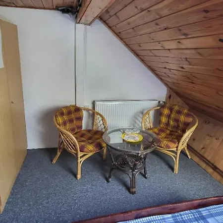 Pod Kaštany *