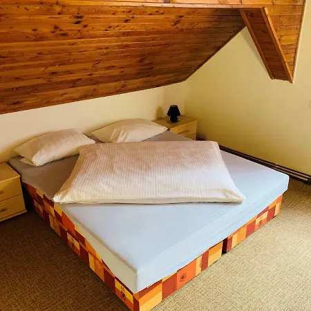 Gasthuis Pod Kastany Srbská Kamenice