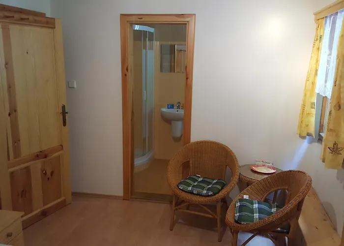 Pod Kaštany Casa de hóspedes *